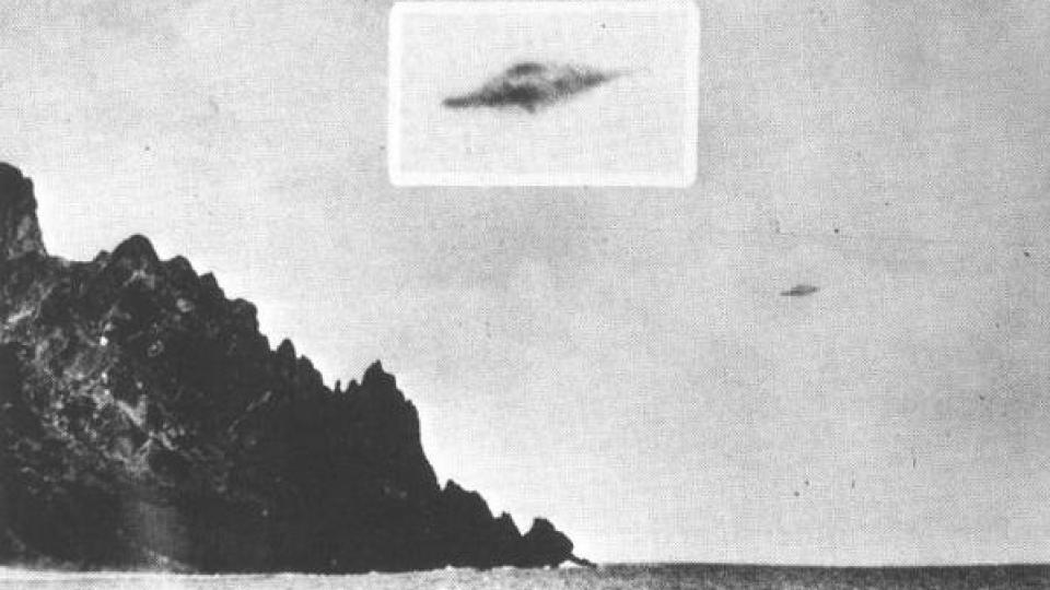 Fake UFO bilde fra 1958 Ufo-foto avslørt som bløff etter 52 år